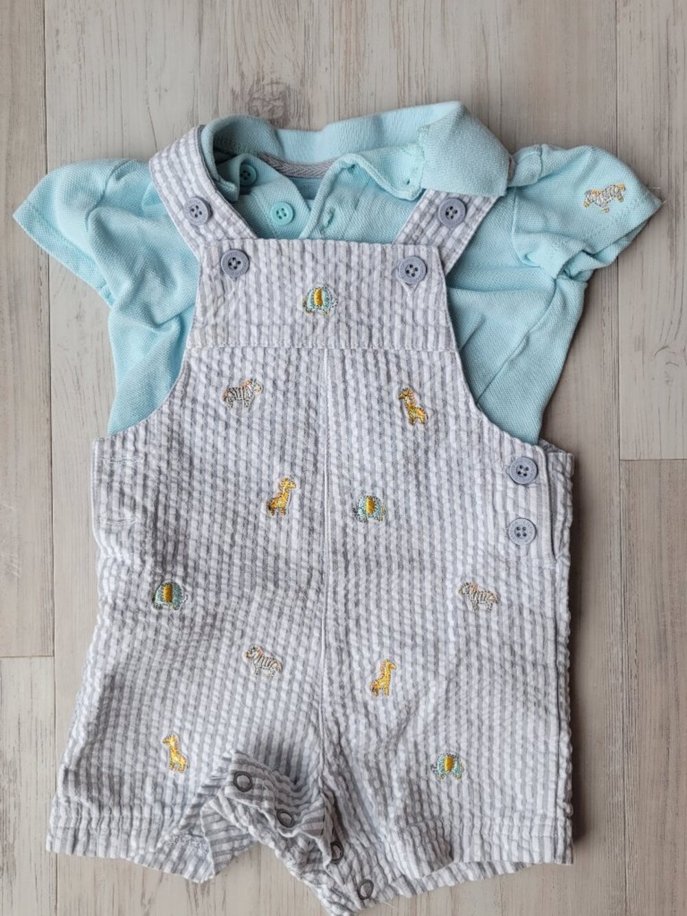 LITTLE ME safari cotton polo & seersucker overalls set blue size 9 months